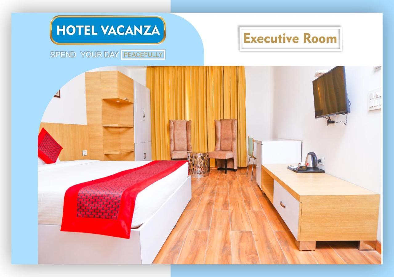 Fabexpress Vacanza Noida Bagian luar foto