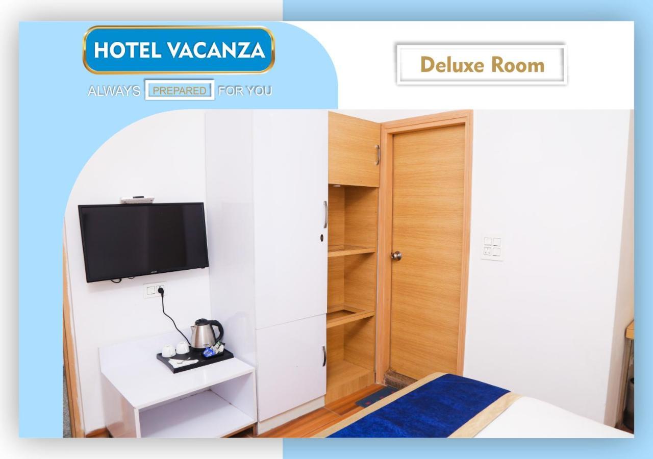 Fabexpress Vacanza Noida Bagian luar foto