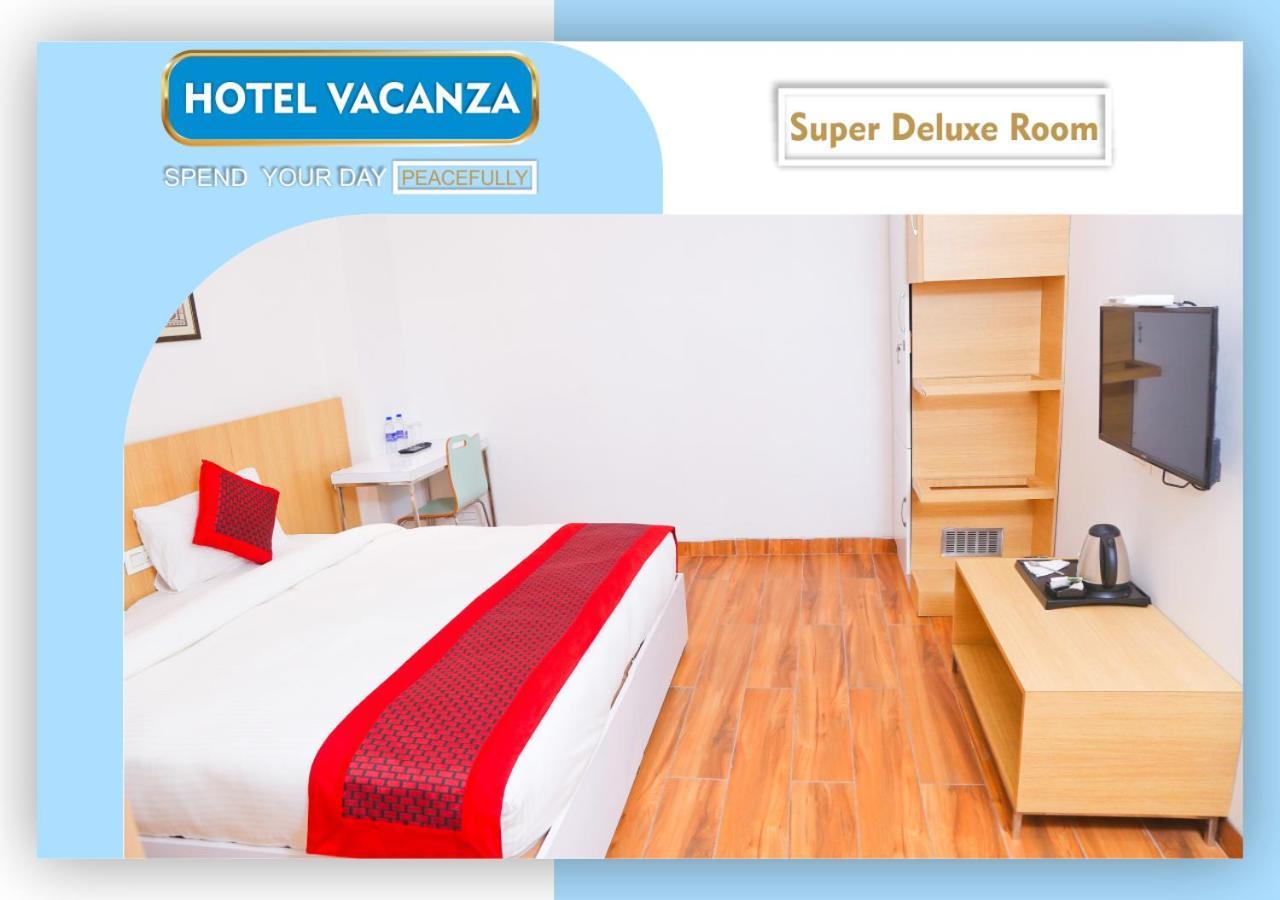 Fabexpress Vacanza Noida Bagian luar foto